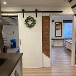 Διαμέρισμα Hireu's Hus