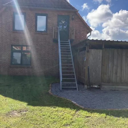 Hireu's Hus Apartment *